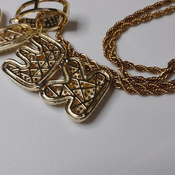 Very Cool Large KEV OG Pendant On 24 Inch Chain - Picture 11 of 16